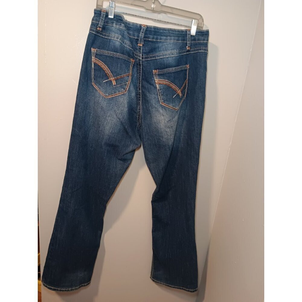 Cato Premium Womens 16W Embroidered Stitch Straight Leg Jeans - Picture 3 of 4